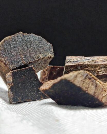 Oud Royal Sumatra Aceh Indonésie Bois d’Agar Âgé Sauvage Grade Sinking – Image 2